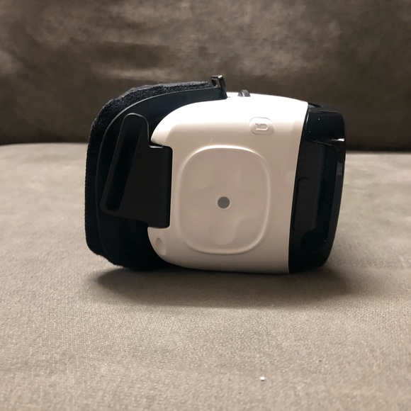 Samsung Gear VR Oculus 2015 Virtual Reality Headset Note5 S6 S7 Edge White - Picture 9 of 10